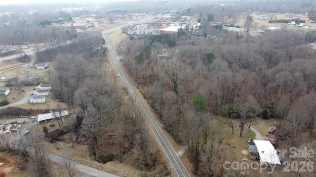 2549 S Nc Hwy 127 Highway, Hickory, NC 28602