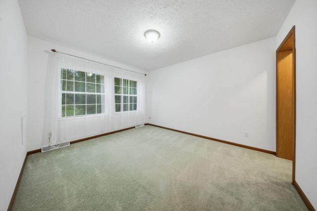 211 Bridge Street, Millington, IL 60537