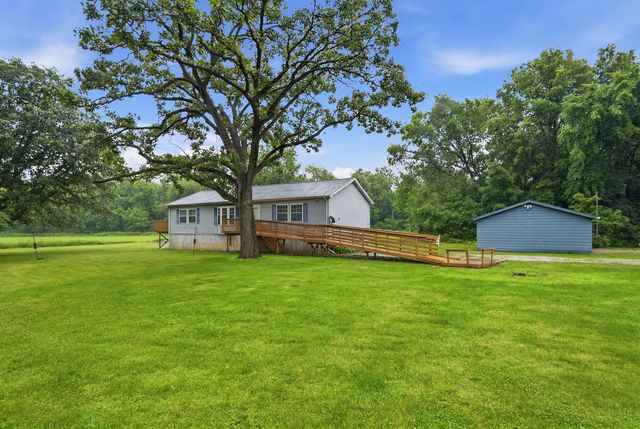 211 Bridge Street, Millington, IL 60537