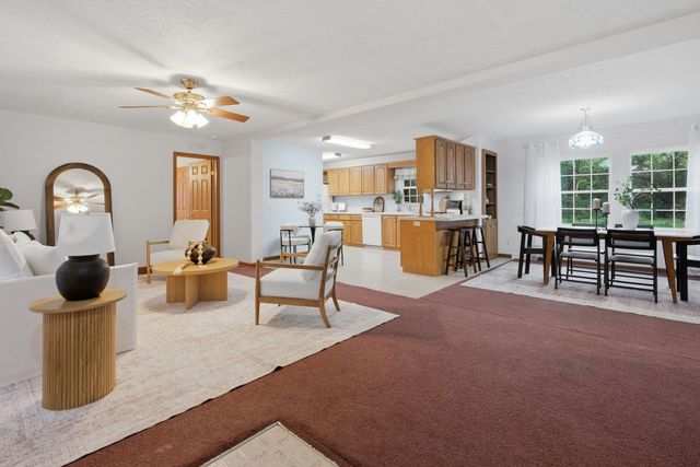 211 Bridge Street, Millington, IL 60537