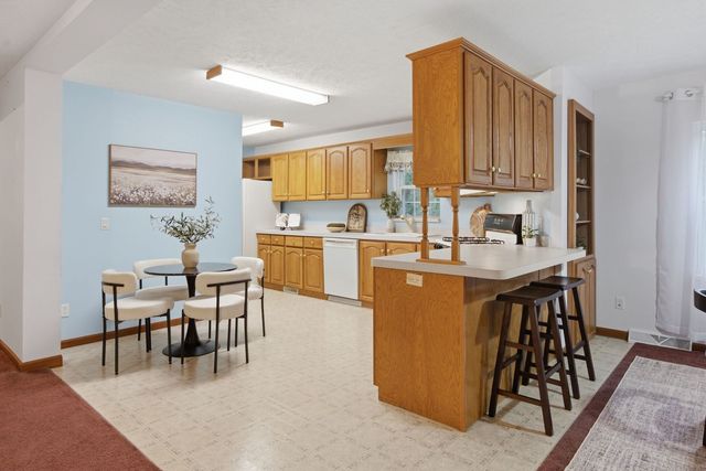 211 Bridge Street, Millington, IL 60537