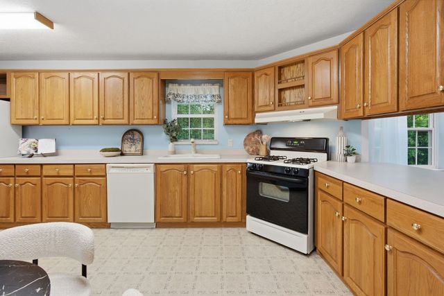 211 Bridge Street, Millington, IL 60537