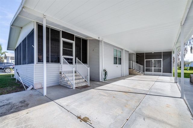 5453 WILLIAMSBURG LANE, Wildwood, FL 34785