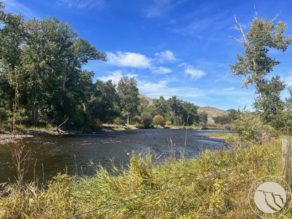 263 W Bovine Way, Other, MT 59743 photo 10