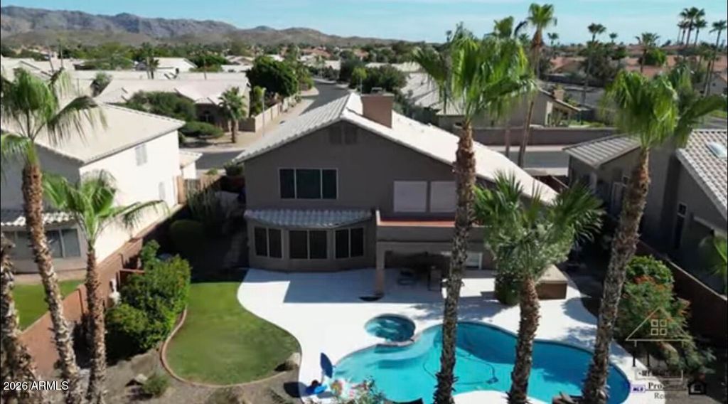 3879 E AMBERWOOD Drive, Phoenix, AZ 85048