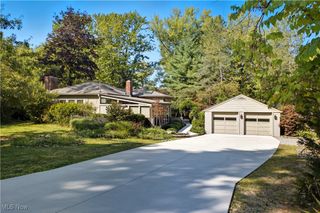 8936 Stetson Drive NE, Warren, OH 44484