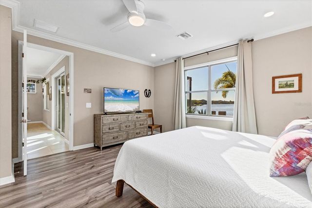 141 VINADIO BOULEVARD, Nokomis, FL 34275