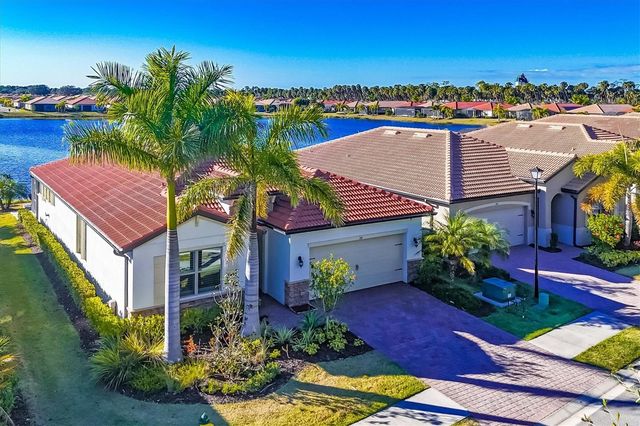 141 VINADIO BOULEVARD, Nokomis, FL 34275