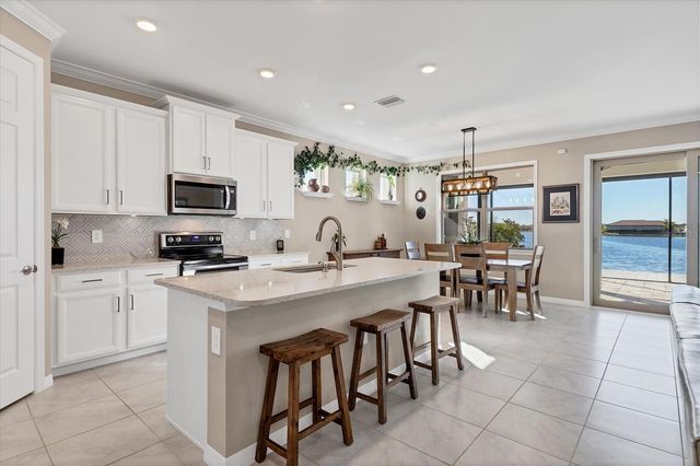 141 VINADIO BOULEVARD, Nokomis, FL 34275