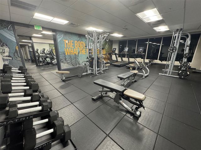 1750 N Bayshore Dr 3314, Miami, FL 33132