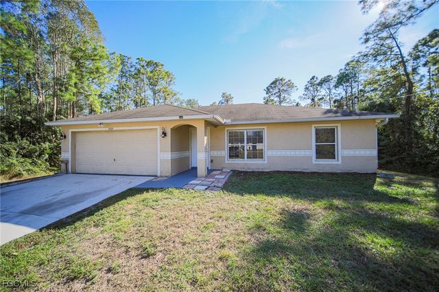 3209 48th ST W, Lehigh Acres, FL 33971