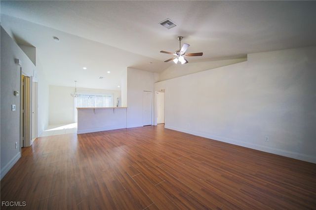 3209 48th ST W, Lehigh Acres, FL 33971