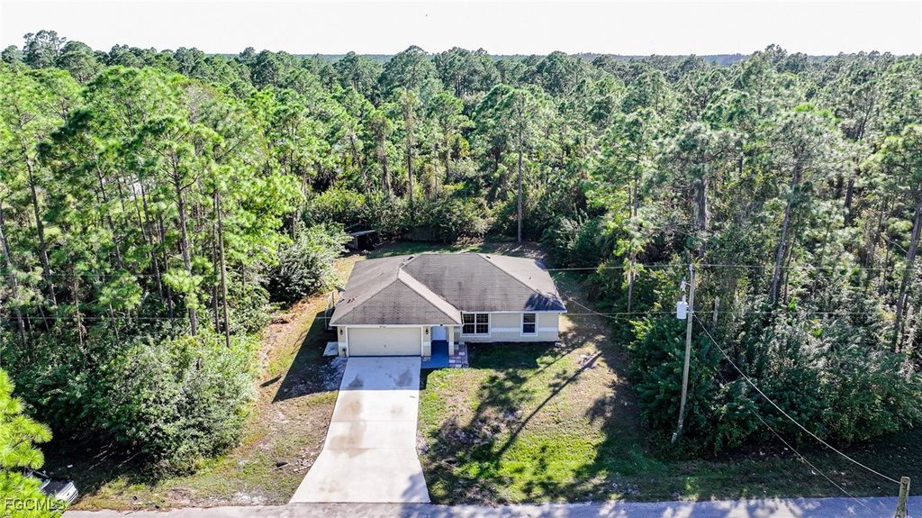 3209 48th ST W, Lehigh Acres, FL 33971