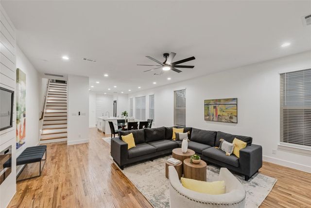 217 W Yarmouth Street, Dallas, TX 75208
