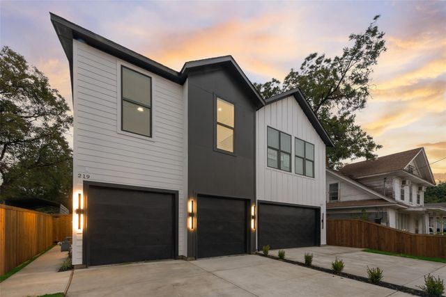 217 W Yarmouth Street, Dallas, TX 75208