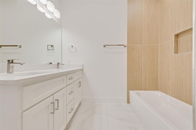 217 W Yarmouth Street, Dallas, TX 75208
