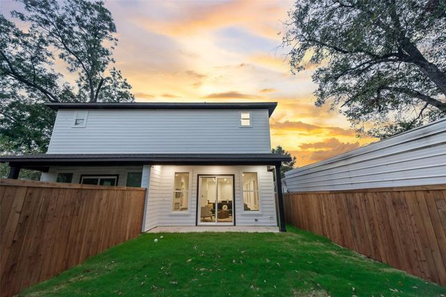 217 W Yarmouth Street, Dallas, TX 75208