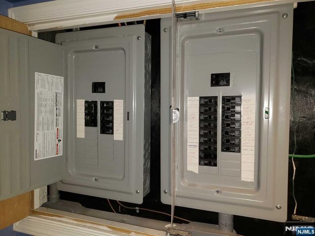 39 Tuttle Street, Wallington, NJ 07057