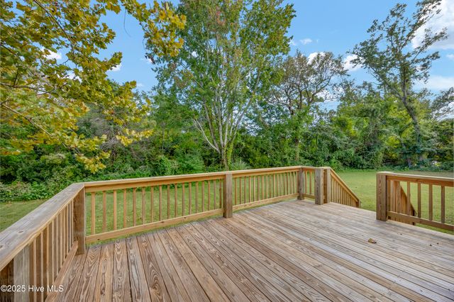 103 Herring Drive, Southport, NC 28461