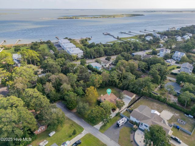 103 Herring Drive, Southport, NC 28461