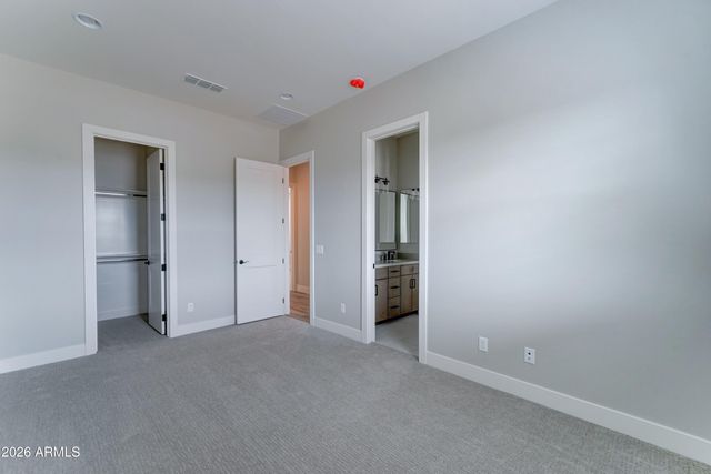 4075 W Silverdale Road, San Tan Valley, AZ 85144