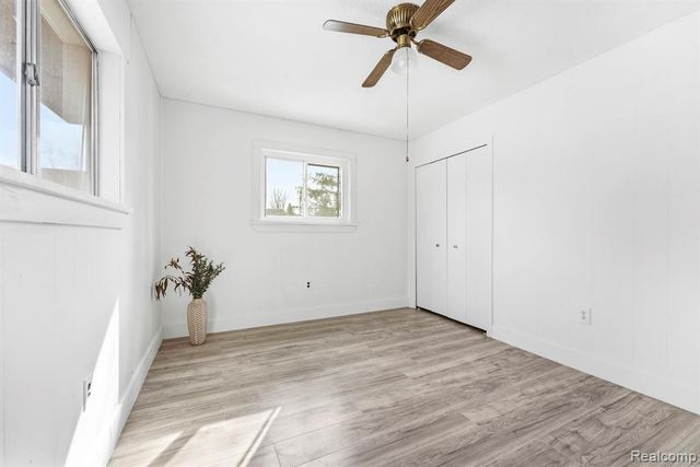3375 Grant Road, Rochester Hills, MI 48309