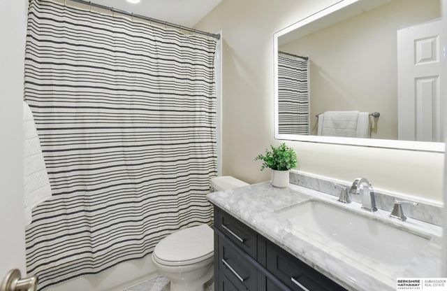 2809 Ponderosa Drive, Bellevue, NE 68123