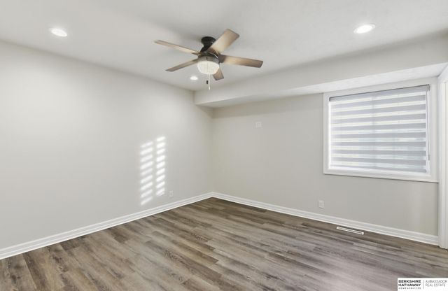 2809 Ponderosa Drive, Bellevue, NE 68123