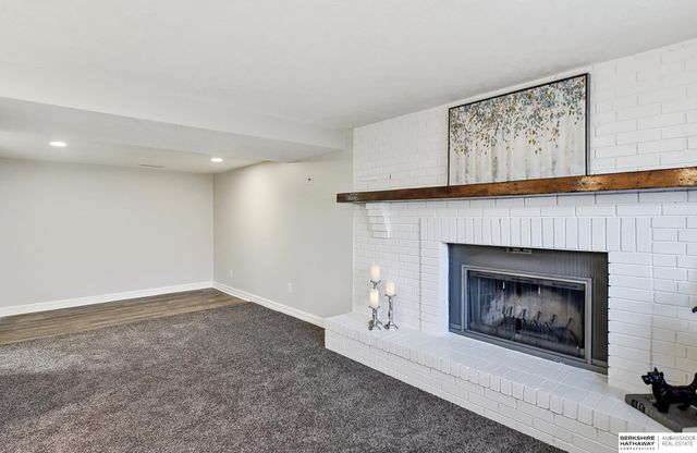 2809 Ponderosa Drive, Bellevue, NE 68123