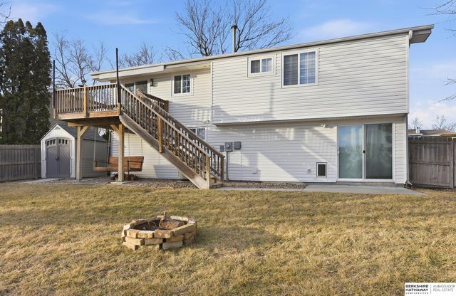 2809 Ponderosa Drive, Bellevue, NE 68123