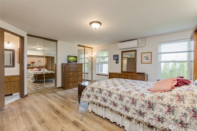 6101 N 37th Street, Tacoma, WA 98407