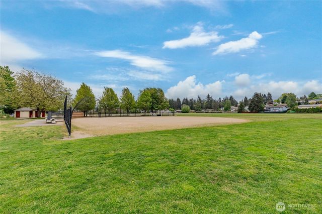 6101 N 37th Street, Tacoma, WA 98407