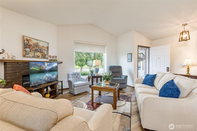 6101 N 37th Street, Tacoma, WA 98407