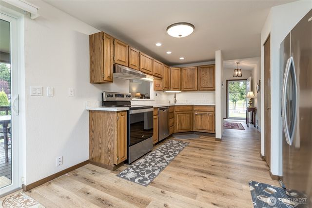 6101 N 37th Street, Tacoma, WA 98407