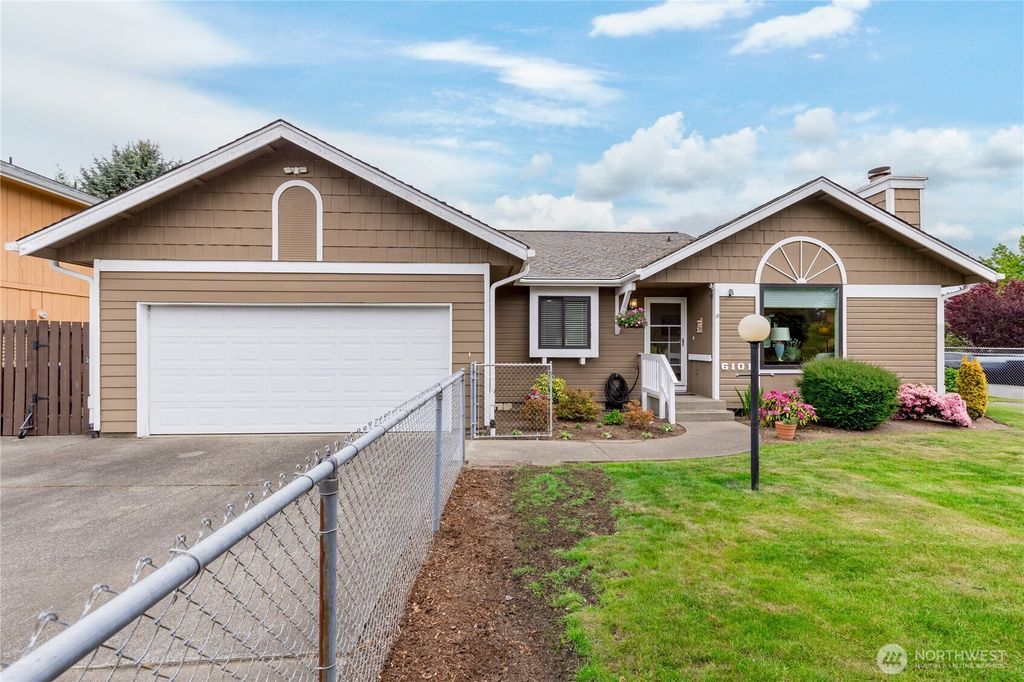6101 N 37th Street, Tacoma, WA 98407