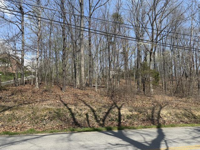 193 E Highwater Road, Soddy Daisy, TN 37379