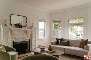 1476 W 37th Drive, Los Angeles, CA 90018