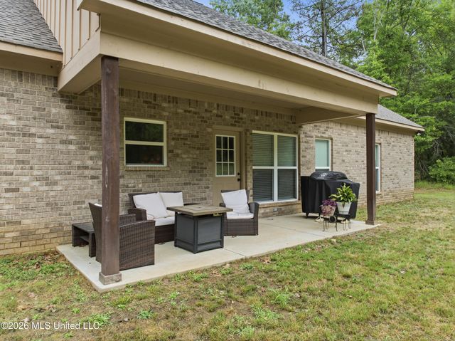 205 Clover Cove, Coldwater, MS 38618