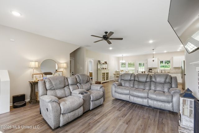 205 Clover Cove, Coldwater, MS 38618