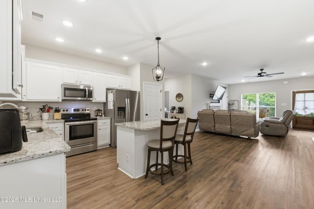 205 Clover Cove, Coldwater, MS 38618