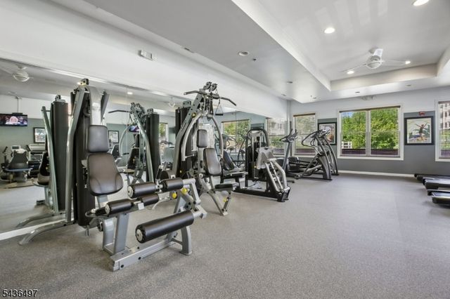 5211 Pointe Gate Dr, Livingston Twp., NJ 07039
