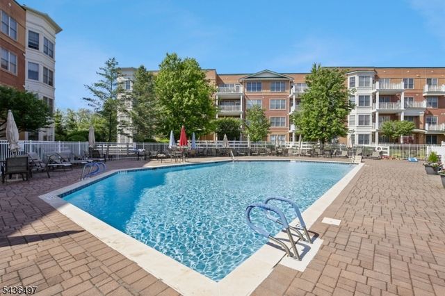 5211 Pointe Gate Dr, Livingston Twp., NJ 07039