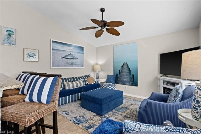 105 Hilo ST, Naples, FL 34113
