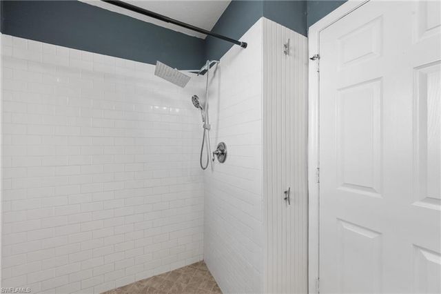 105 Hilo ST, Naples, FL 34113