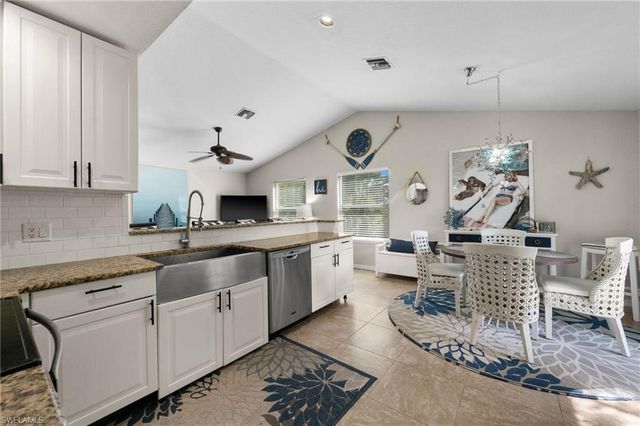 105 Hilo ST, Naples, FL 34113