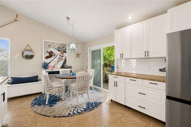 105 Hilo ST, Naples, FL 34113