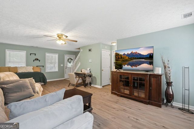 3343 Pommel Court, Loganville, GA 30052