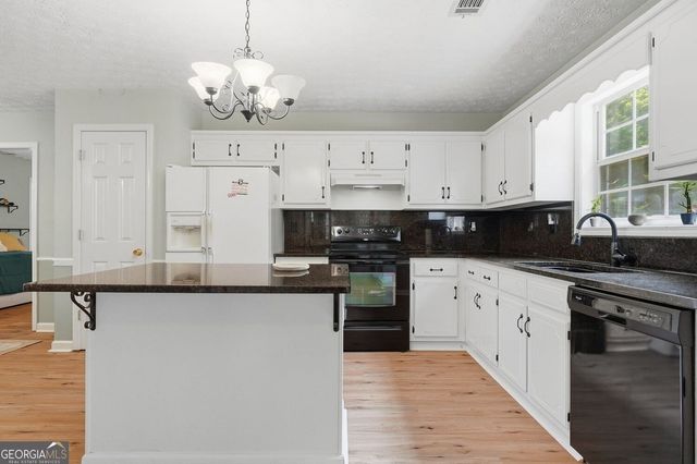 3343 Pommel Court, Loganville, GA 30052