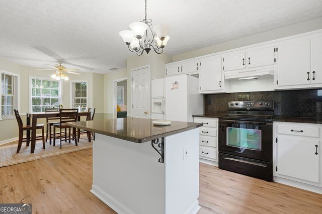 3343 Pommel Court, Loganville, GA 30052