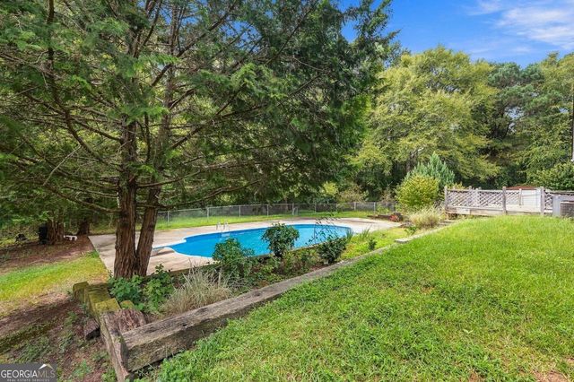 3343 Pommel Court, Loganville, GA 30052